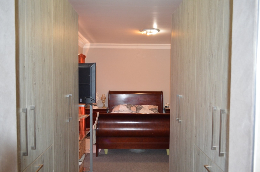 2 Bedroom Property for Sale in Flamwood North West